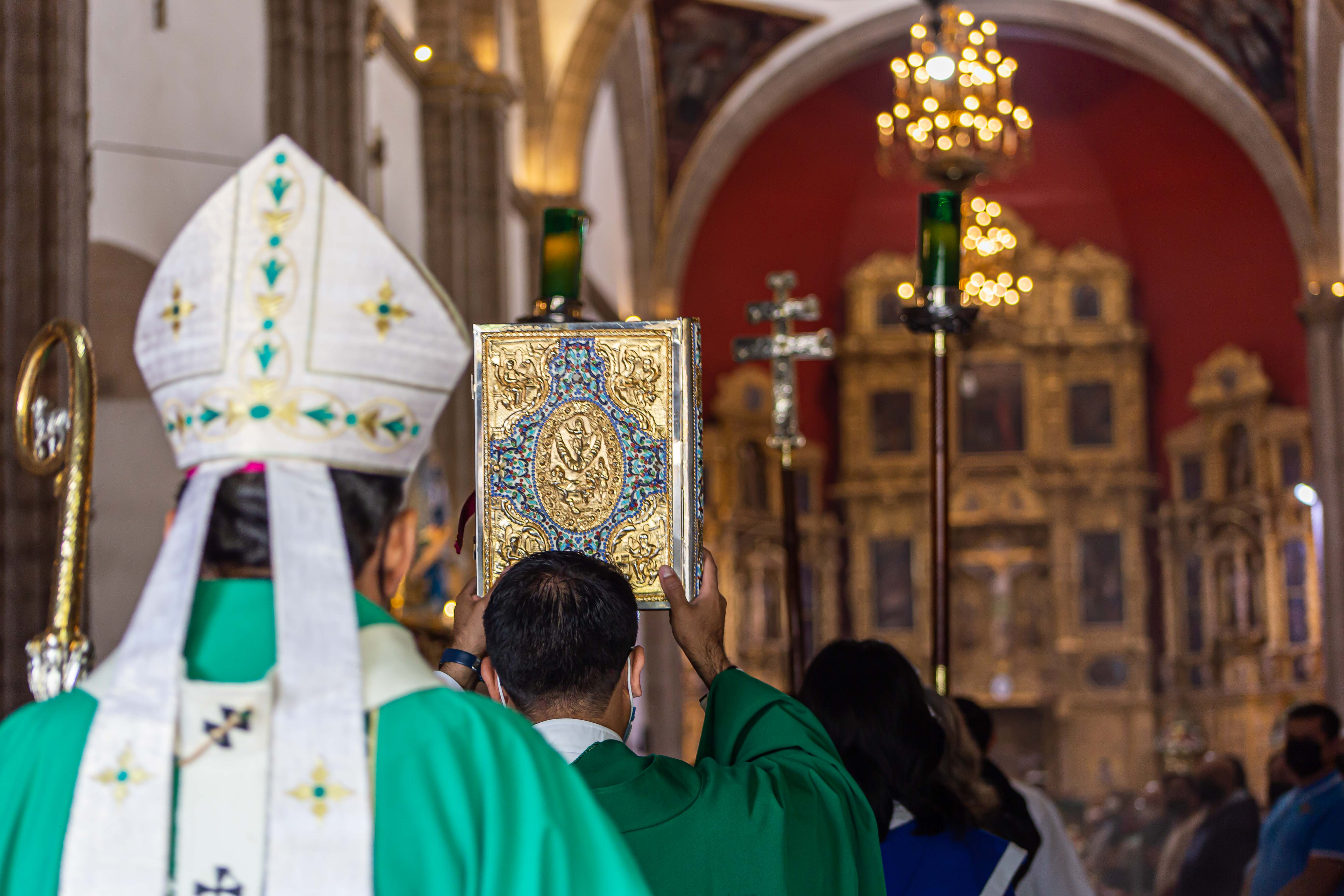 HOMILÍA EN EL XVI DOMINGO DE TIEMPO ORDINARIO