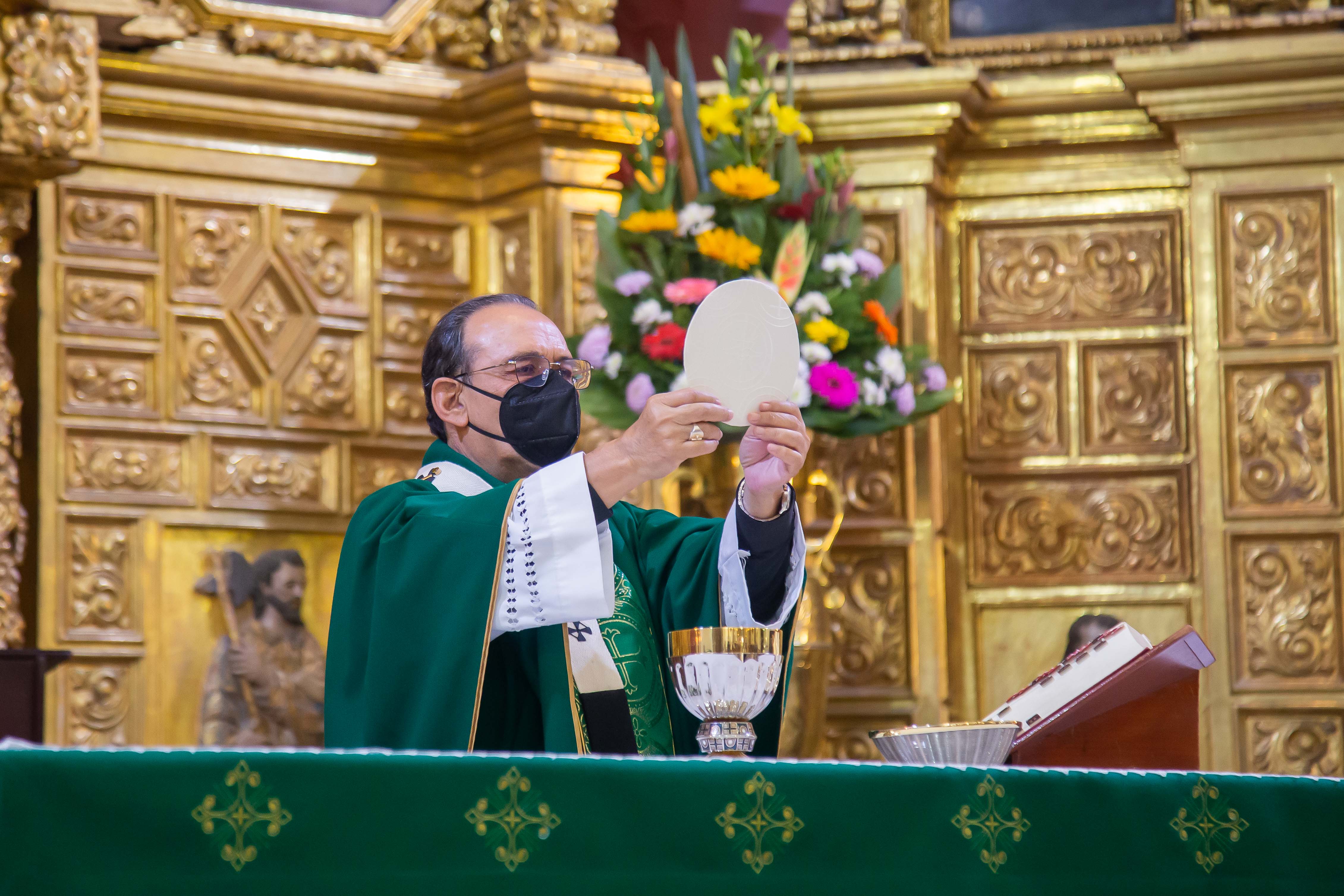 HOMILÍA EN EL IV DOMINGO DEL TIEMPO ORDINARIO